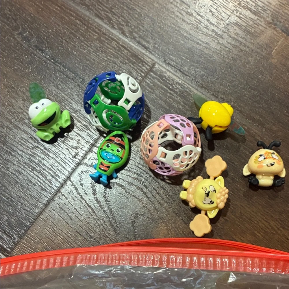 FIDGET TOYS SET BUILDING PUT TOGETHER BUSY FINGERS FIGURES LARGE BAG
